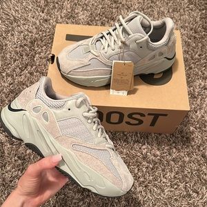Yeezy 700 salt